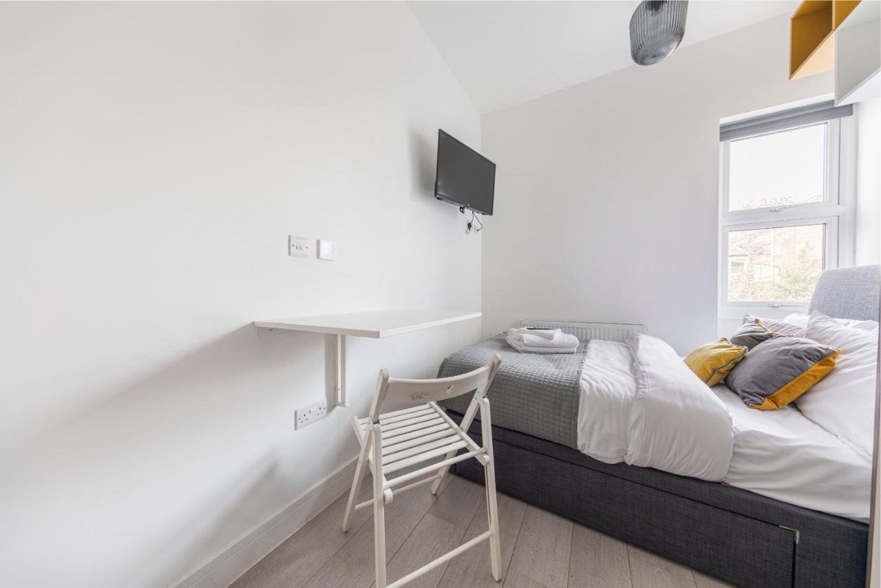 Functional Budget Stay With Wi-Fi And Laundry Facilities Near Tube Station ロンドン エクステリア 写真