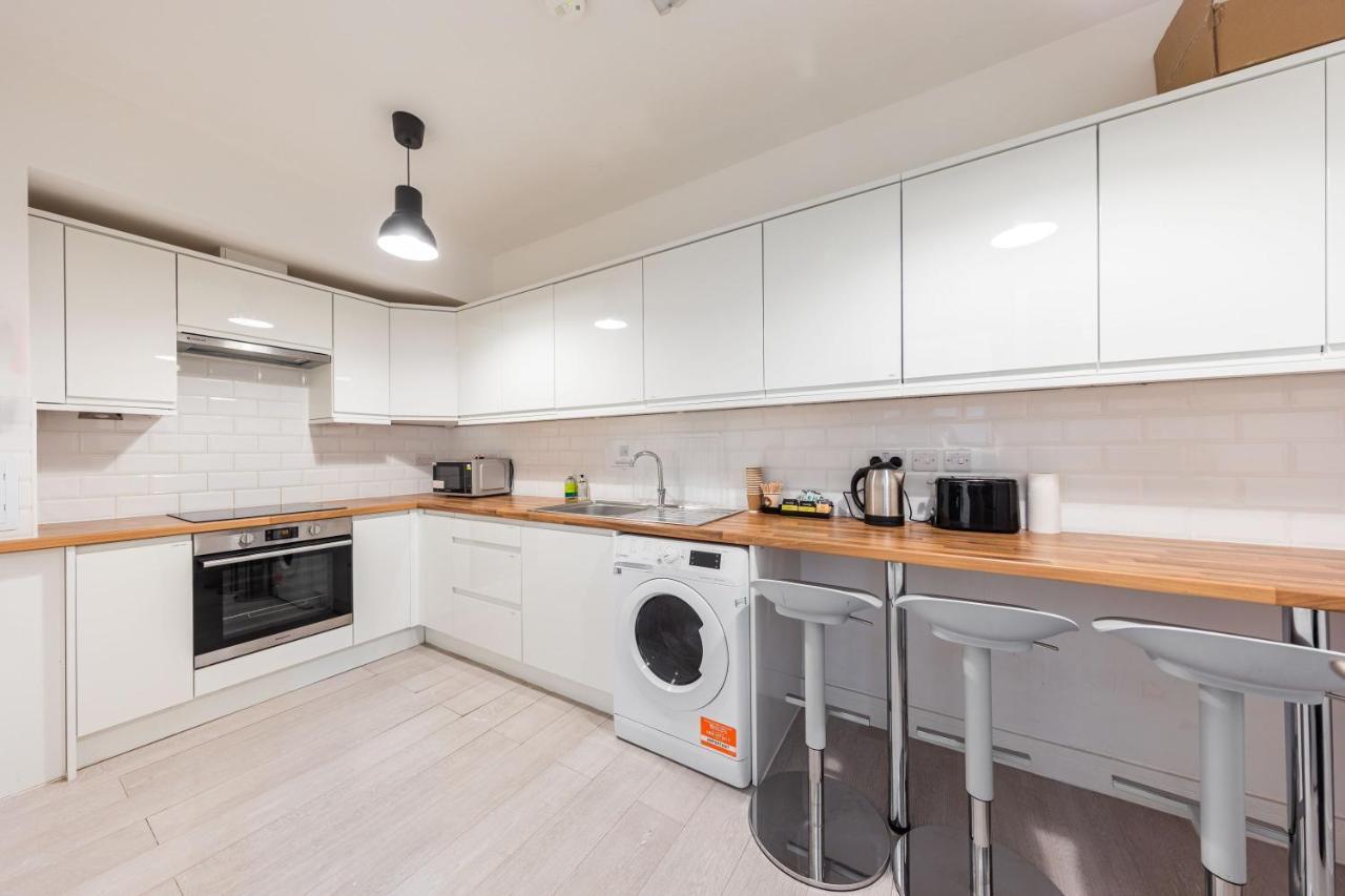 Functional Budget Stay With Wi-Fi And Laundry Facilities Near Tube Station ロンドン エクステリア 写真